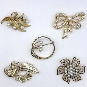 Lot of 6 Vtg Brooches Gold Tone Faux Pearl ROMA Floral Vintage Retro Mid Century